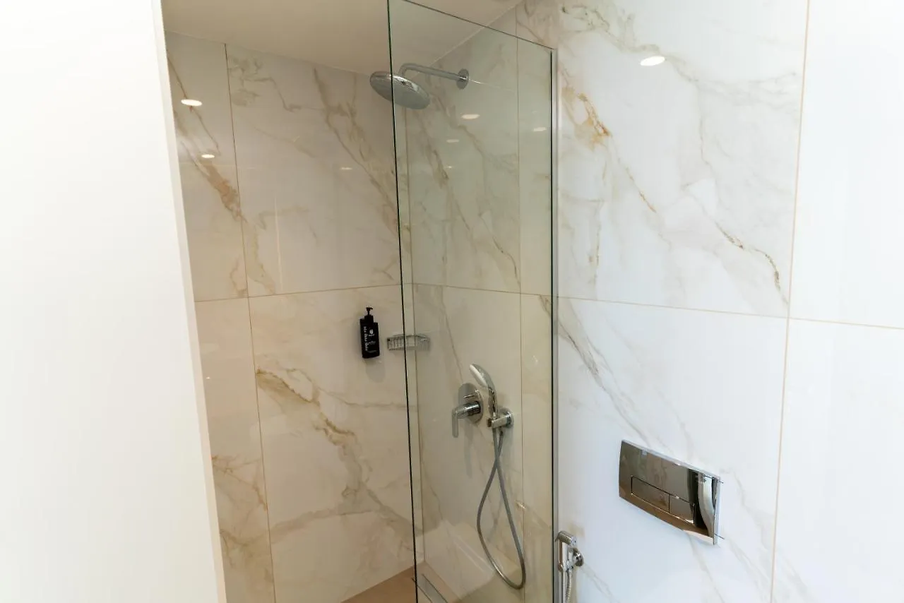 Titania Hotel Sarandë