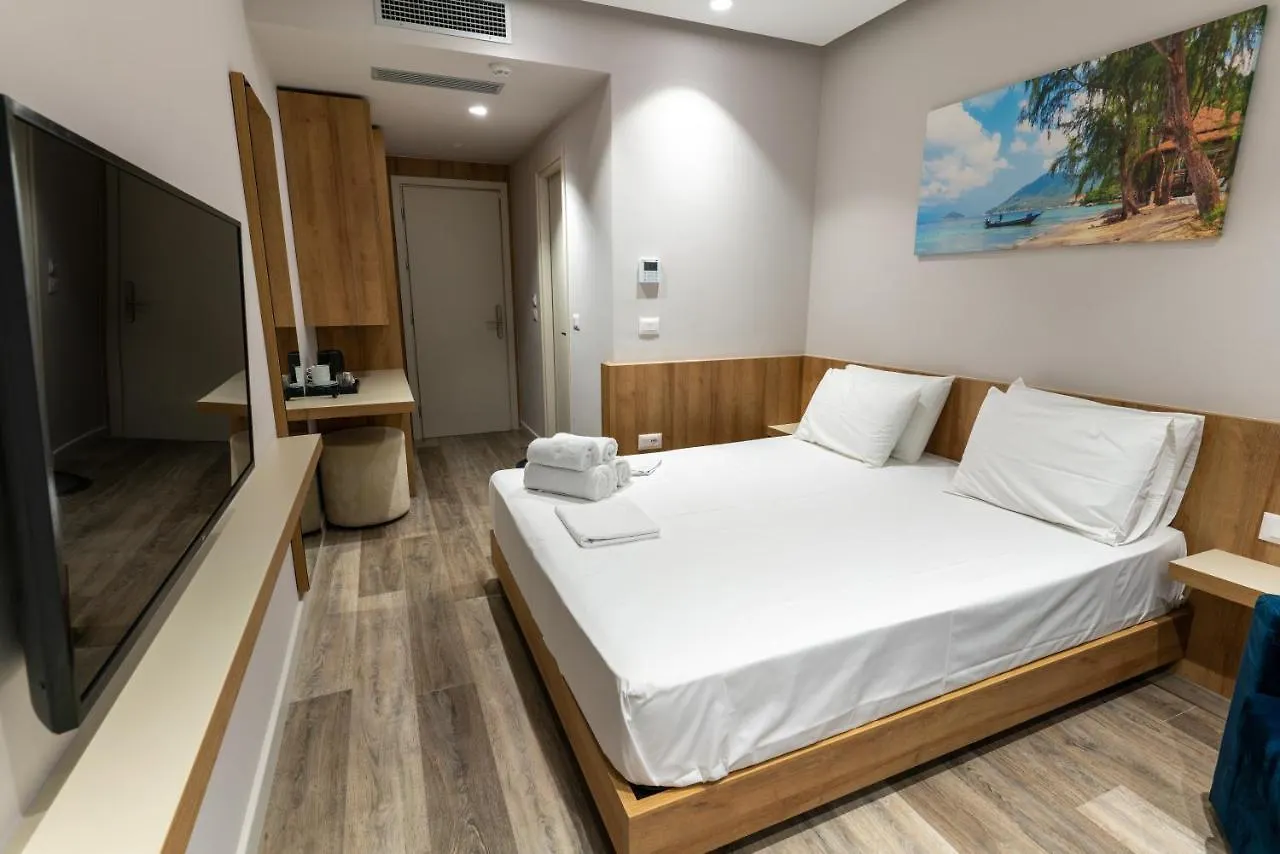 Titania Hotel Sarandë