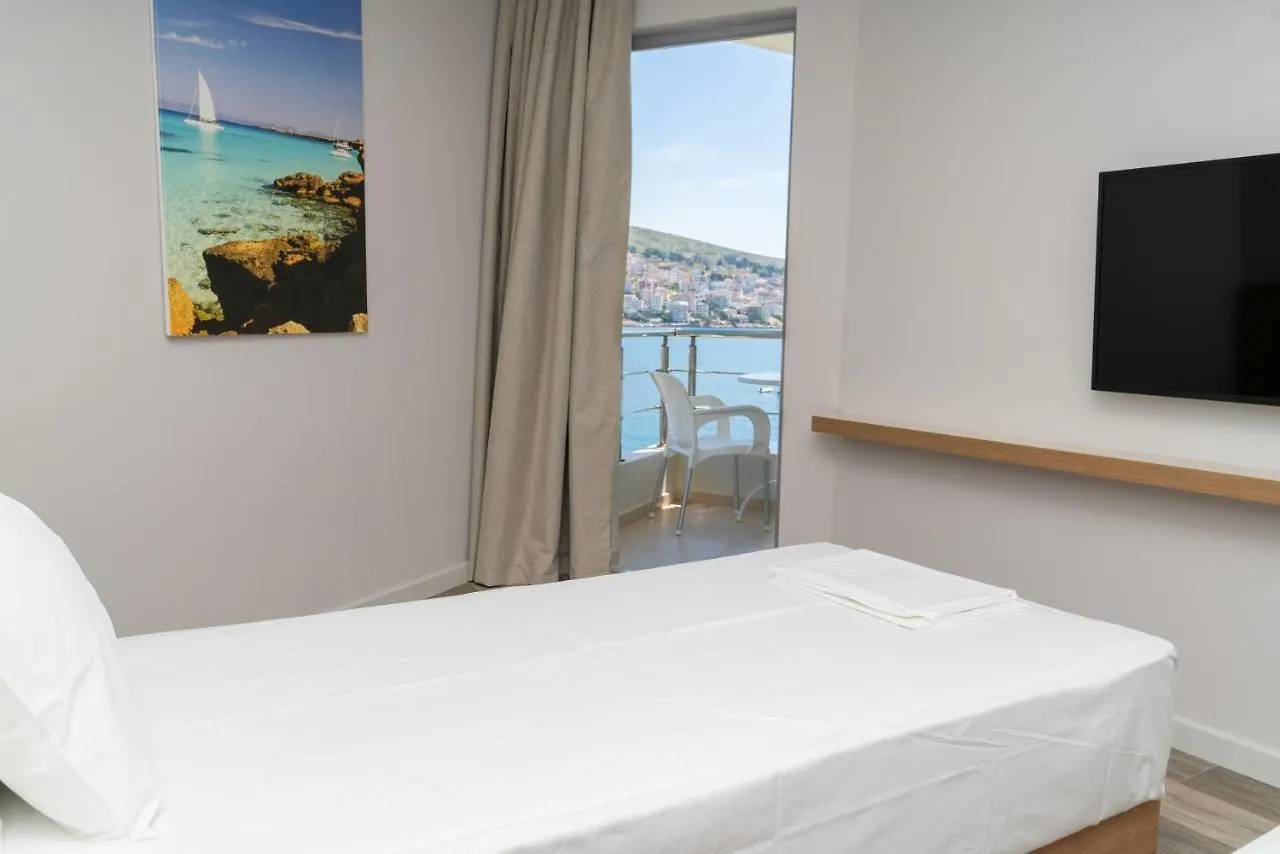 Titania Hotel Sarande 3*,